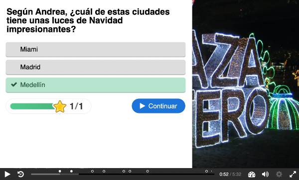 A screenshot of an interactive Spanish Christmas video with a question about the Christmas lights of Medellín (Colombia)