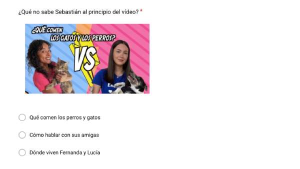 Una pregunta con tres opciones en un quiz autocorregible dirigido a estudiantes de español